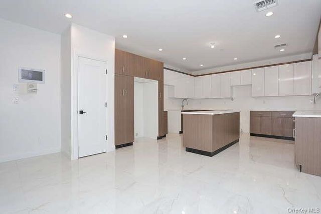 4 Howard Drive 313, Spring Valley, NY 10977