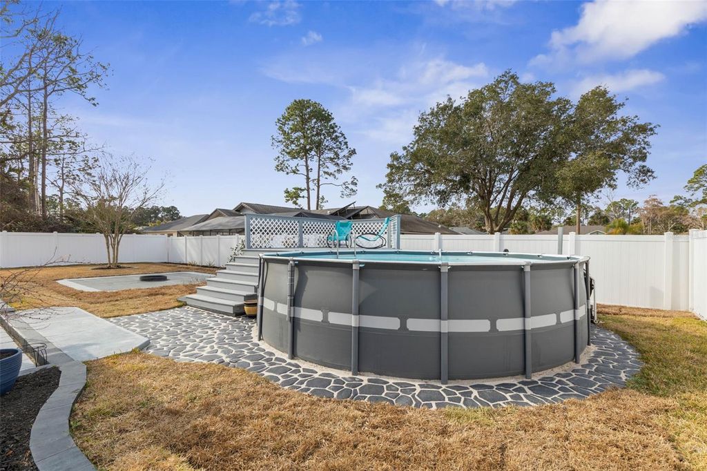 Image 31 of property listing at 23 PALMYRA LANE, Palm Coast, FL 32164