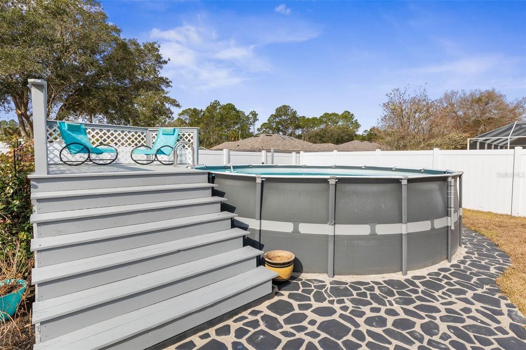 Image 32 of property listing at 23 PALMYRA LANE, Palm Coast, FL 32164