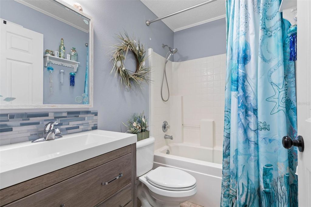 Image 41 of property listing at 23 PALMYRA LANE, Palm Coast, FL 32164