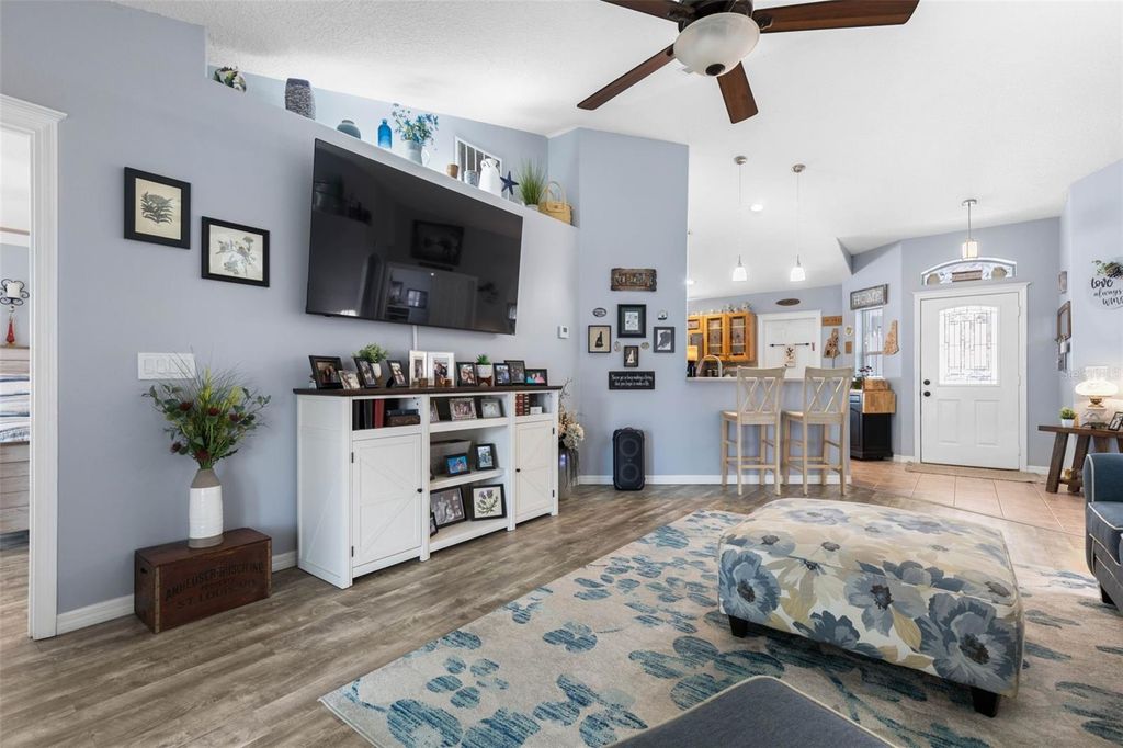 Image 9 of property listing at 23 PALMYRA LANE, Palm Coast, FL 32164