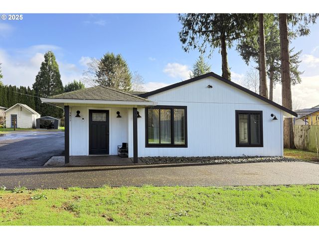 5811 Ne 72ND Ave, Vancouver, WA 98661