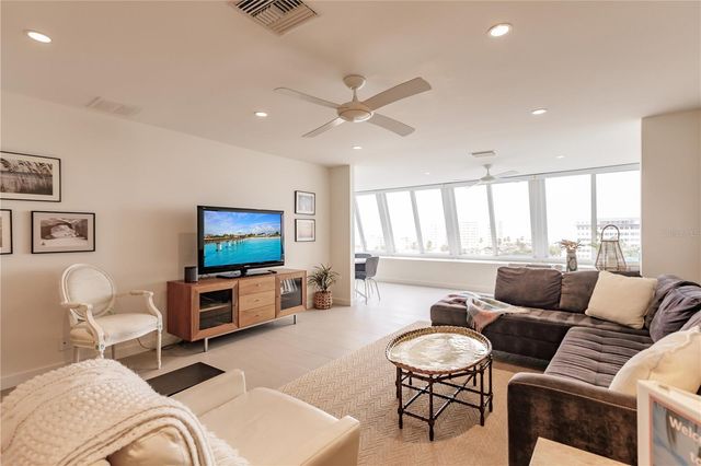 1255 E PEPPERTREE DRIVE 601, Sarasota, FL 34242