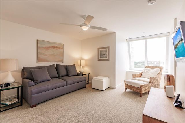 1255 E PEPPERTREE DRIVE 601, Sarasota, FL 34242