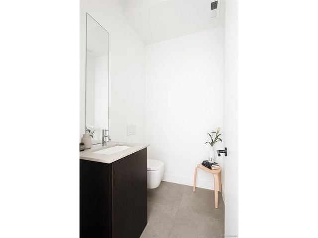 8742 W 49th Pl, Arvada, CO 80002