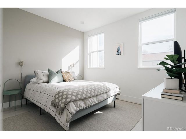 8742 W 49th Pl, Arvada, CO 80002