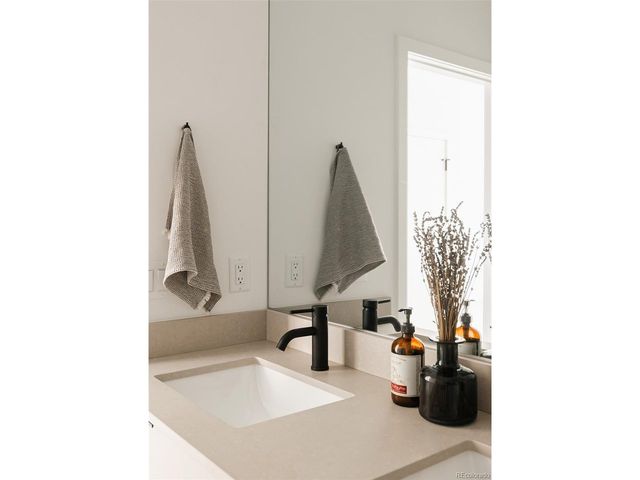 8742 W 49th Pl, Arvada, CO 80002