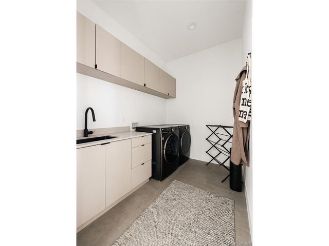 8742 W 49th Pl, Arvada, CO 80002