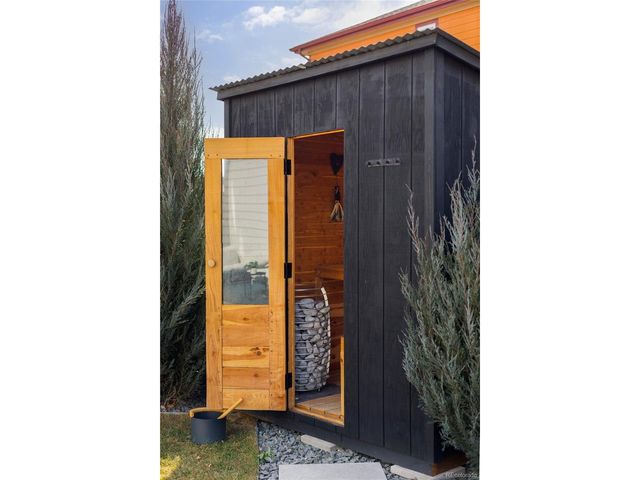 8742 W 49th Pl, Arvada, CO 80002