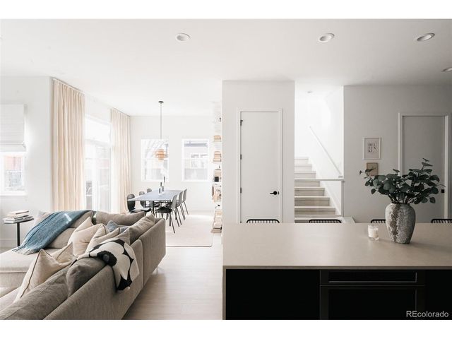 8742 W 49th Pl, Arvada, CO 80002