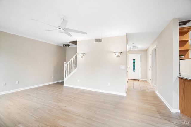 220 Auburn Meadows Court, Carlisle, OH 45005
