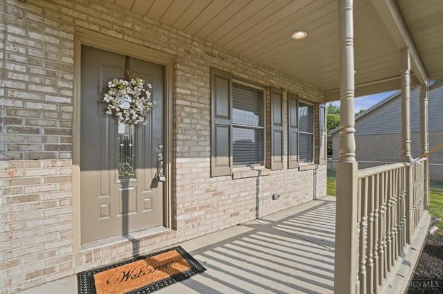220 Auburn Meadows Court, Carlisle, OH 45005