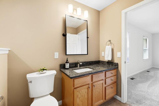 220 Auburn Meadows Court, Carlisle, OH 45005