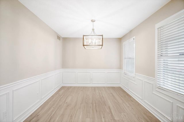 220 Auburn Meadows Court, Carlisle, OH 45005