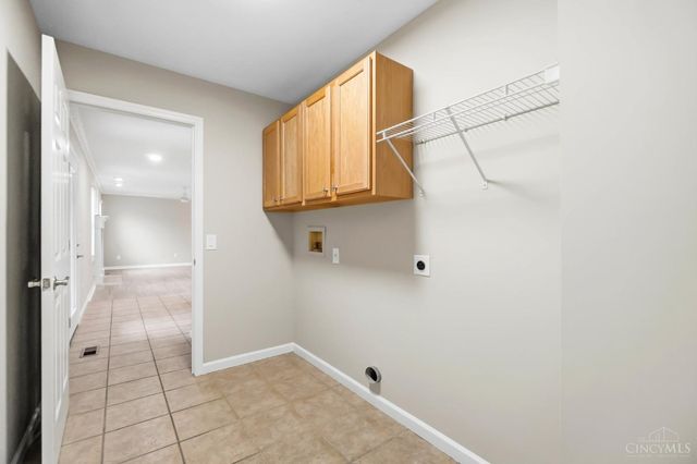 220 Auburn Meadows Court, Carlisle, OH 45005