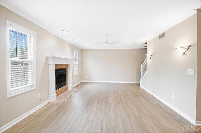 220 Auburn Meadows Court, Carlisle, OH 45005