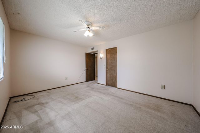 9714 W TERRACE Lane, Sun City, AZ 85373