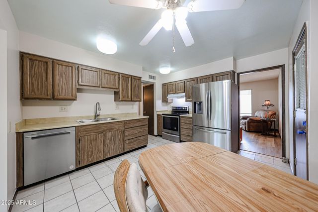 9714 W TERRACE Lane, Sun City, AZ 85373