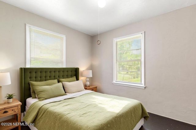 5146 SUNDERLAND Road, Jacksonville, FL 32210