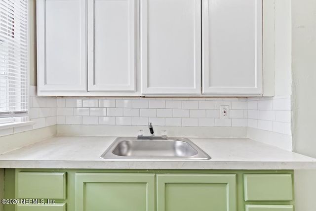 5146 SUNDERLAND Road, Jacksonville, FL 32210