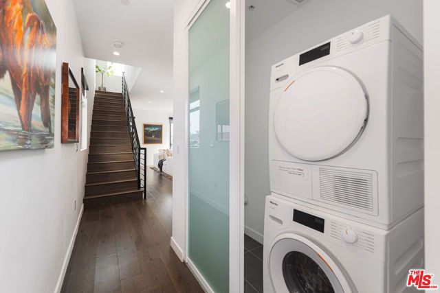 345 N La Fayette Park Place, Los Angeles, CA 90026