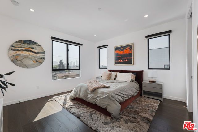 345 N La Fayette Park Place, Los Angeles, CA 90026