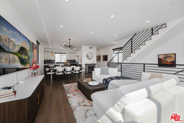 345 N La Fayette Park Place, Los Angeles, CA 90026