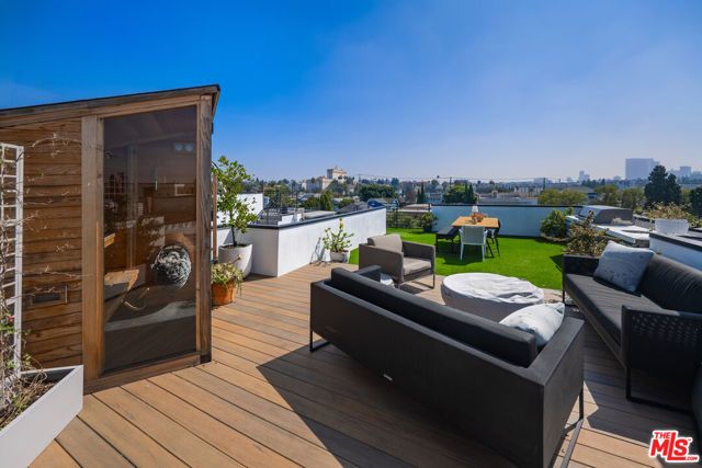 345 N La Fayette Park Place, Los Angeles, CA 90026