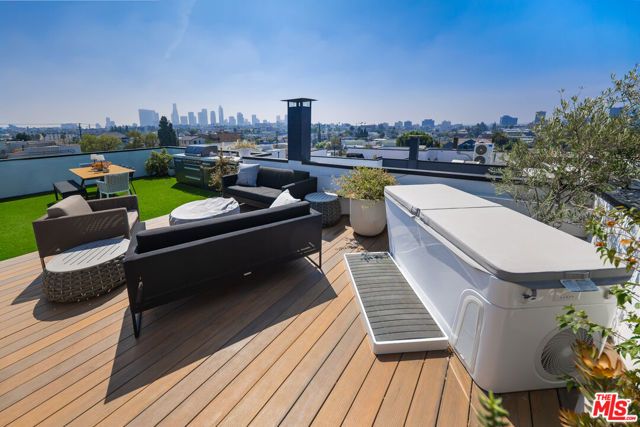 345 N La Fayette Park Place, Los Angeles, CA 90026
