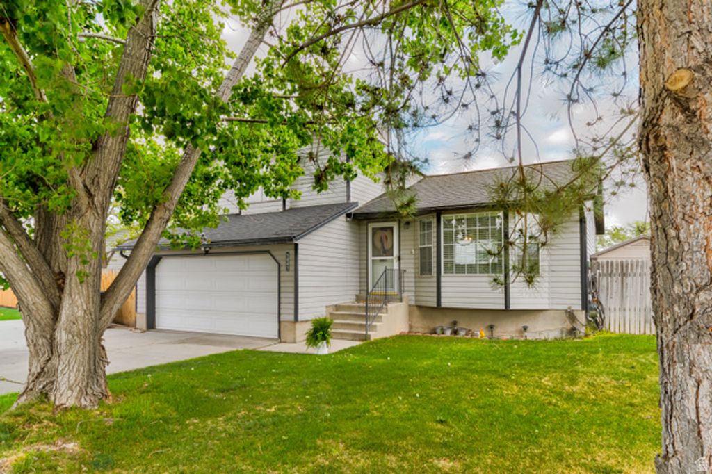 Image 2 of property listing at 5041 S HEATH AVE, Salt Lake City, UT 84118