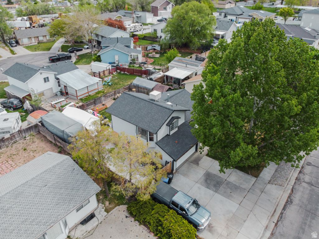 Image 28 of property listing at 5041 S HEATH AVE, Salt Lake City, UT 84118