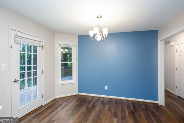178 N Springs Court, Acworth, GA 30101
