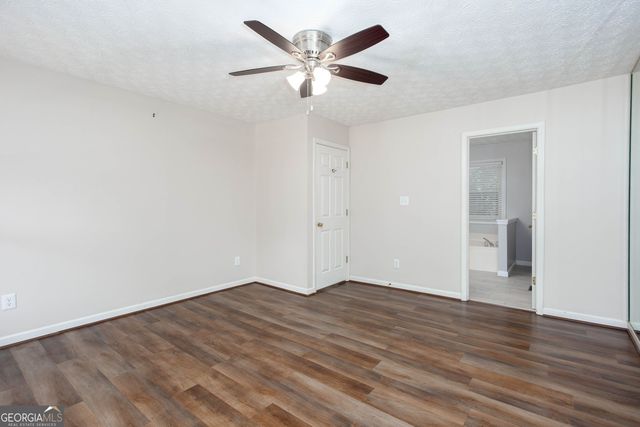 178 N Springs Court, Acworth, GA 30101