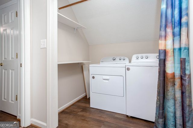 178 N Springs Court, Acworth, GA 30101