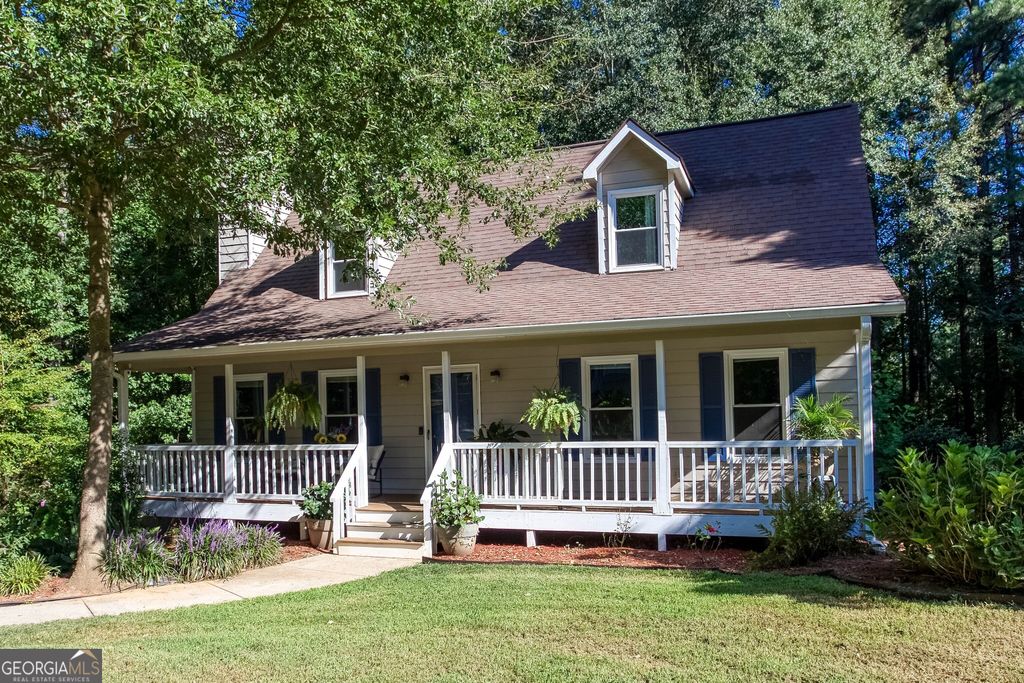 178 N Springs Court, Acworth, GA 30101