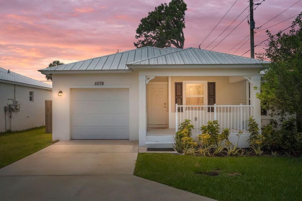 5078 SE Isabelita Avenue, Stuart, FL 34997