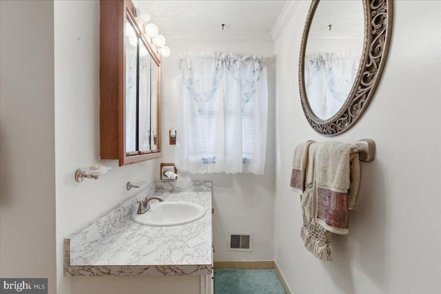 5923 MICHAEL RD, Waldorf, MD 20601