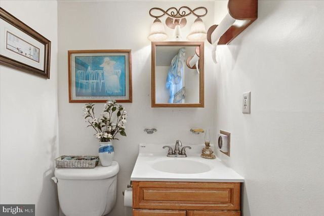 5923 MICHAEL RD, Waldorf, MD 20601