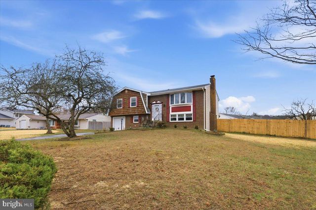 5923 MICHAEL RD, Waldorf, MD 20601