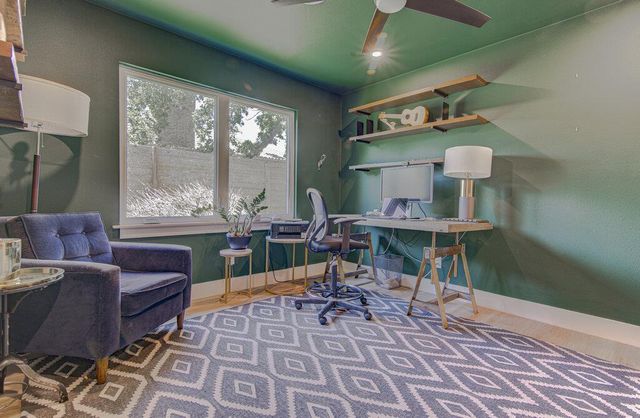 5803 N Hampton DR, Austin, TX 78723