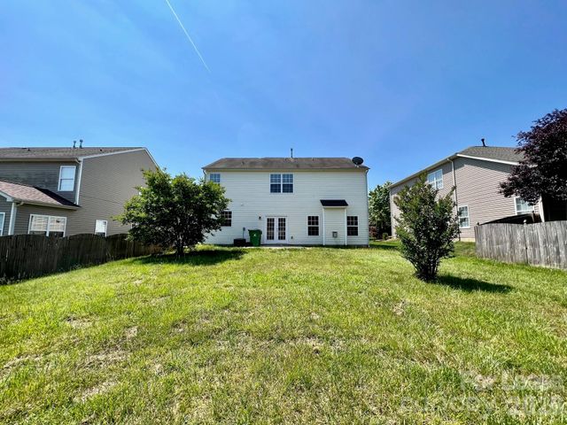 10311 Dominion Village Drive, Charlotte, NC 28269