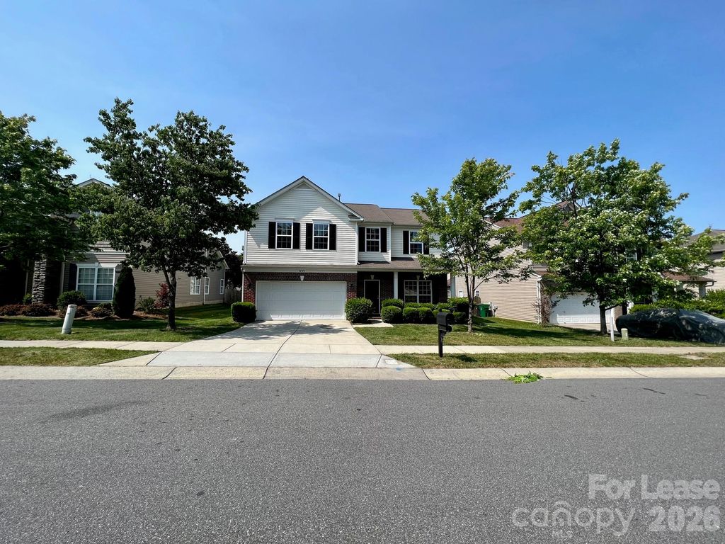 10311 Dominion Village Drive, Charlotte, NC 28269