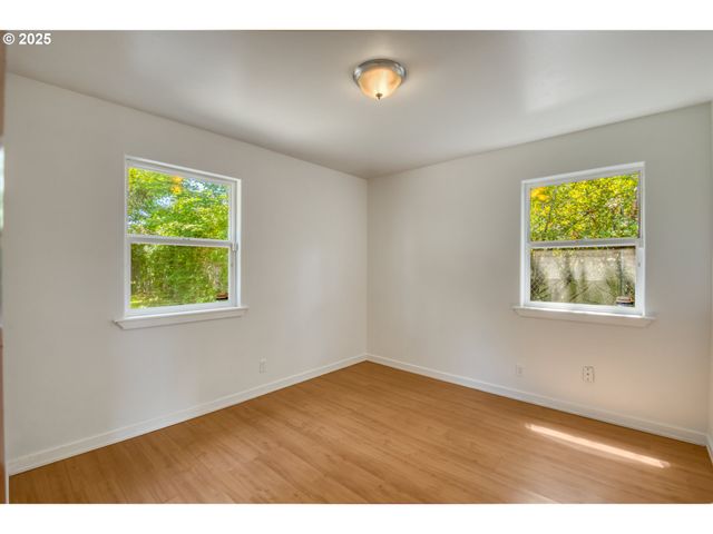 4316 Se 174TH Ave, Portland, OR 97236