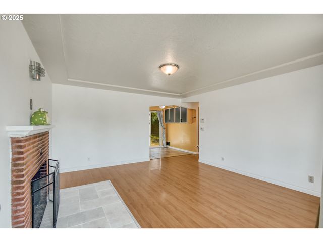 4316 Se 174TH Ave, Portland, OR 97236