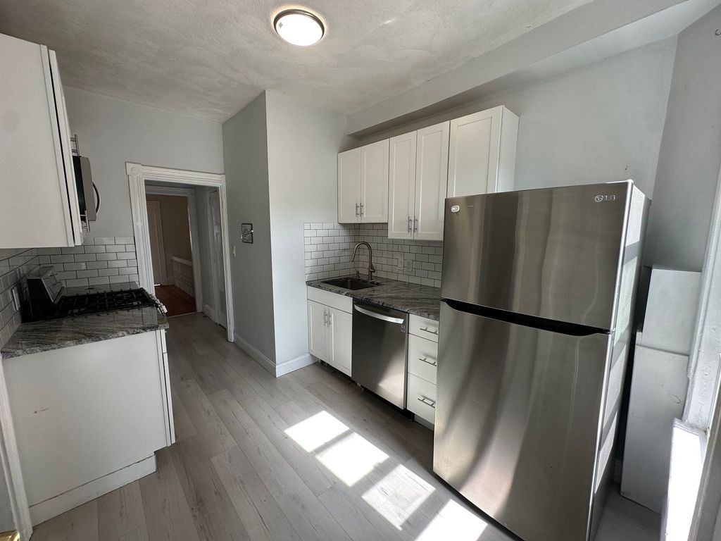 34 Marie Ave 2, Everett, MA 02149