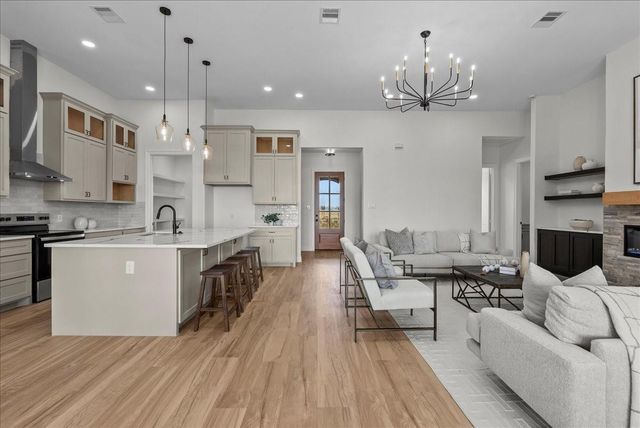 224 Cripple Creek Lane, Angleton, TX 77515