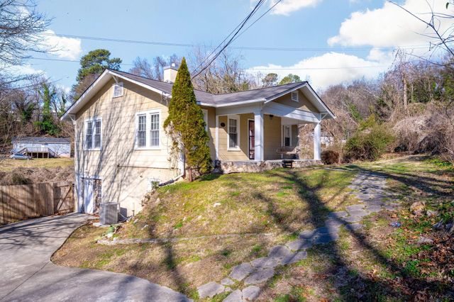 3122 Navajo Drive, Chattanooga, TN 37411