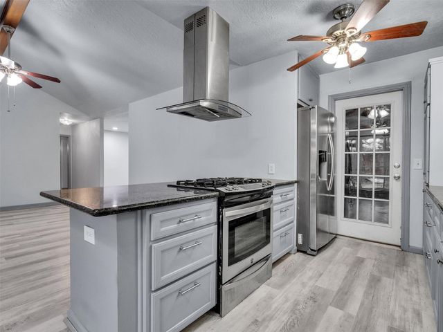 7210 Pine Grove Drive, Houston, TX 77092