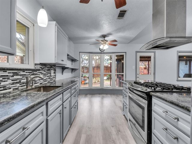 7210 Pine Grove Drive, Houston, TX 77092