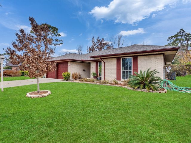 7210 Pine Grove Drive, Houston, TX 77092